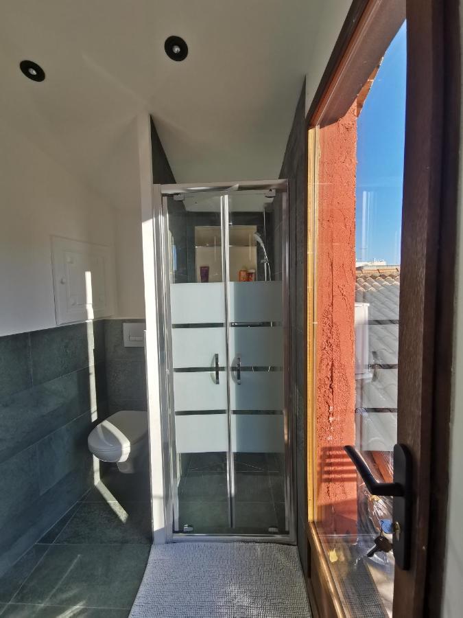 La Terrasse Suspendue Des Arenes - Une Nuit A Nîmes Exteriör bild